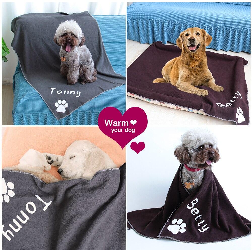 Fellnasen Fleece Hundedecke, personalisiert mit Name, super kuschelig und flauschig - Welt der Fellnasen